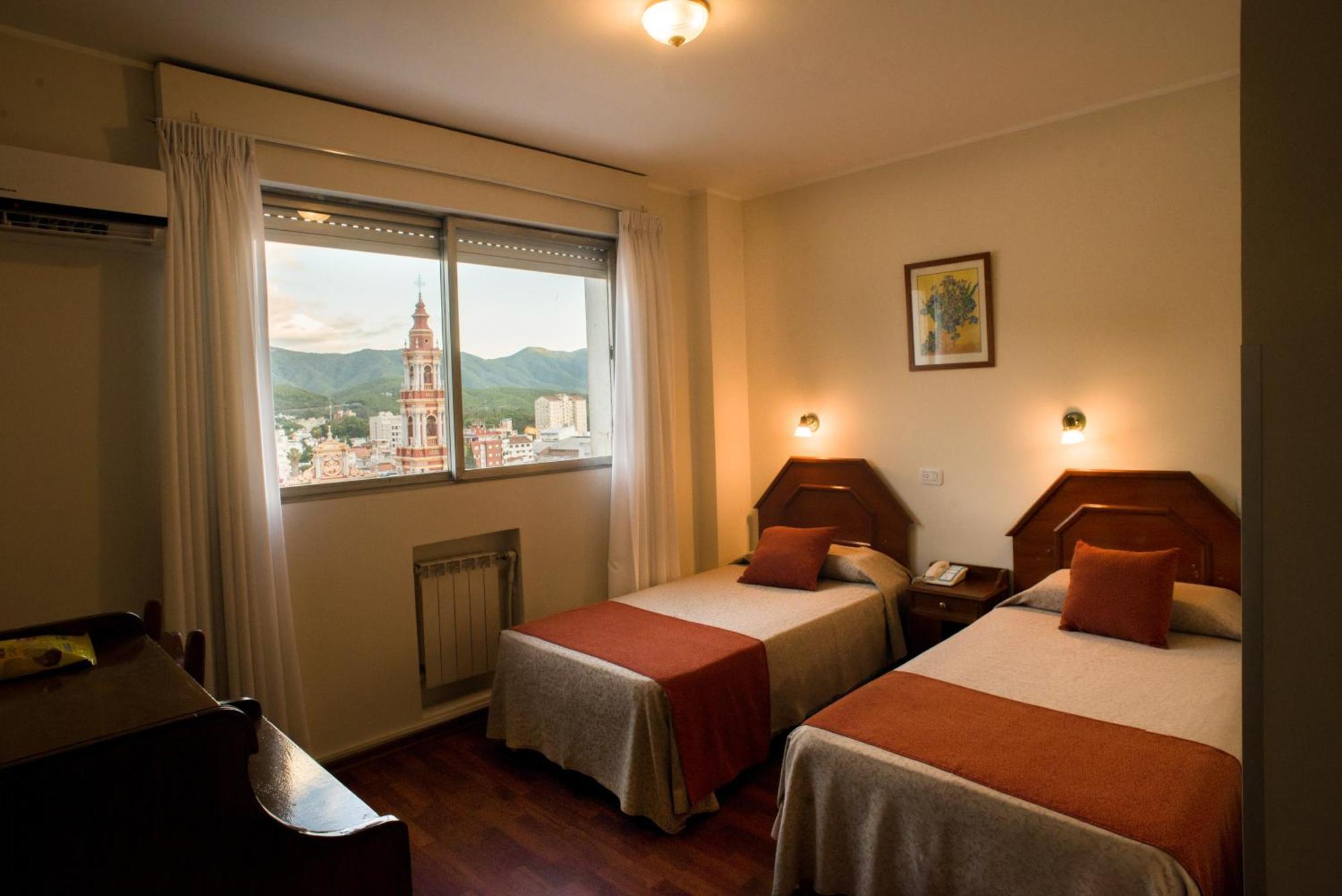 Hotel Victoria Plaza Salta Dış mekan fotoğraf